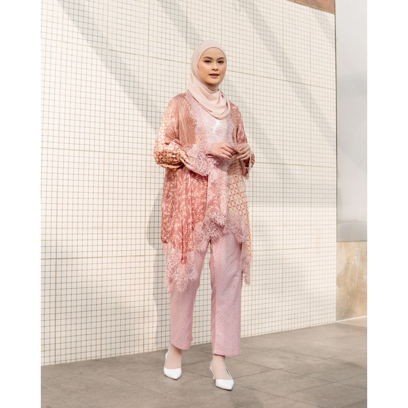 Ready Rania Outer Viscose Batik Set (Batik Handmade)