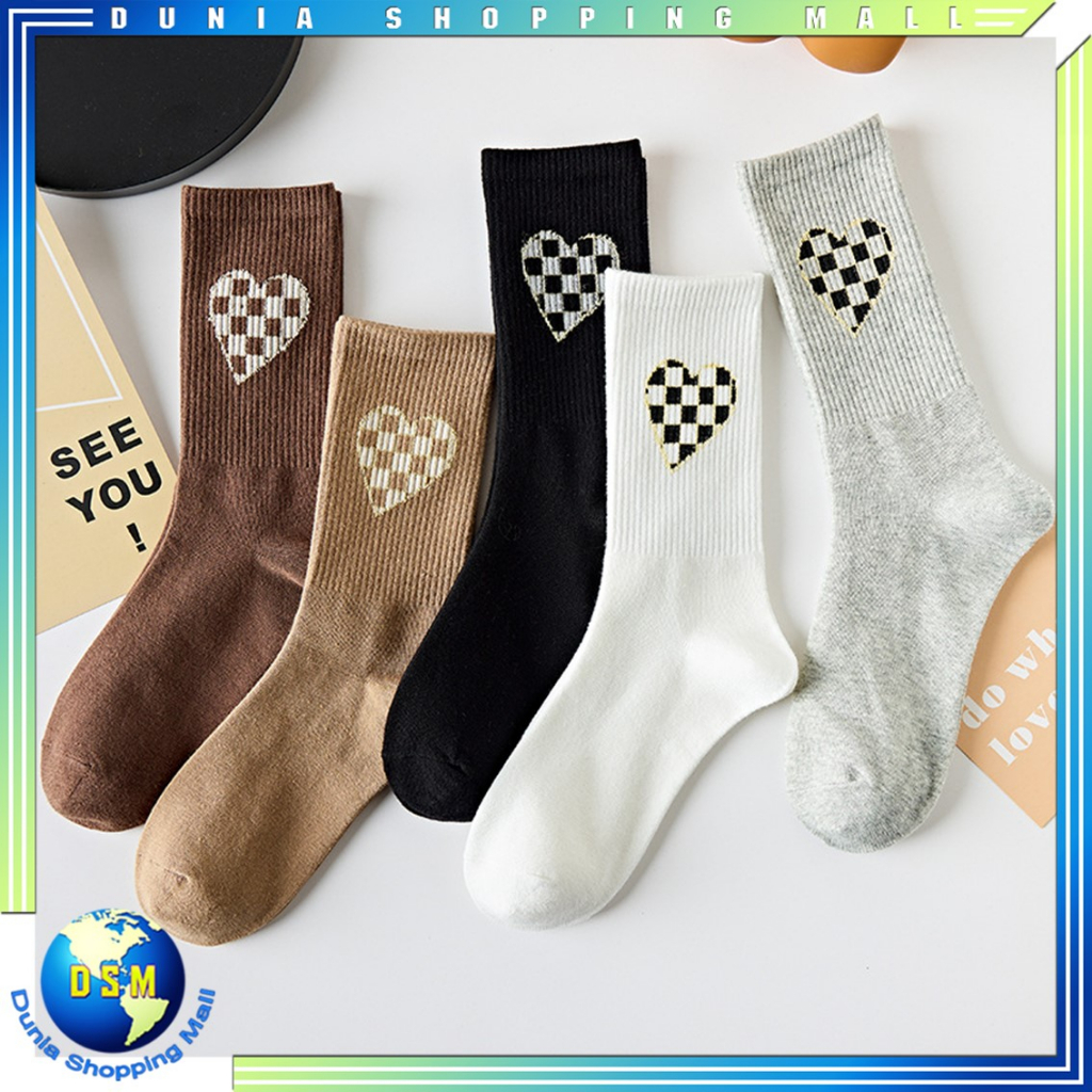 DSM Kaos Kaki Wanita Kode 6760 Setinggi Betis Corak Kotak Love  Socks unisex Panjang motif Catur Estetik Sarung Kaki Mid Socks Ala Korea love kotak  Kaki  Murah