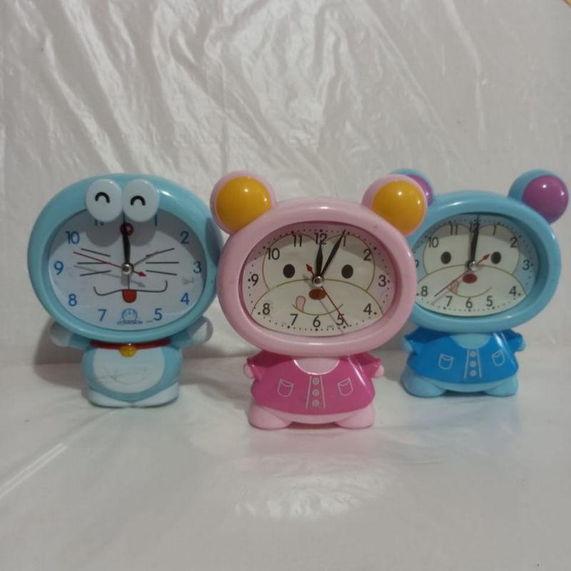 SNA594 Jam Alarm Weker Karakter DORAEMON dan MONKY / Jam Weker Alarm