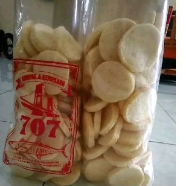 

Kemplang kancing super 707 /Kerupuk Ikan Tenggiri kualitas no.1