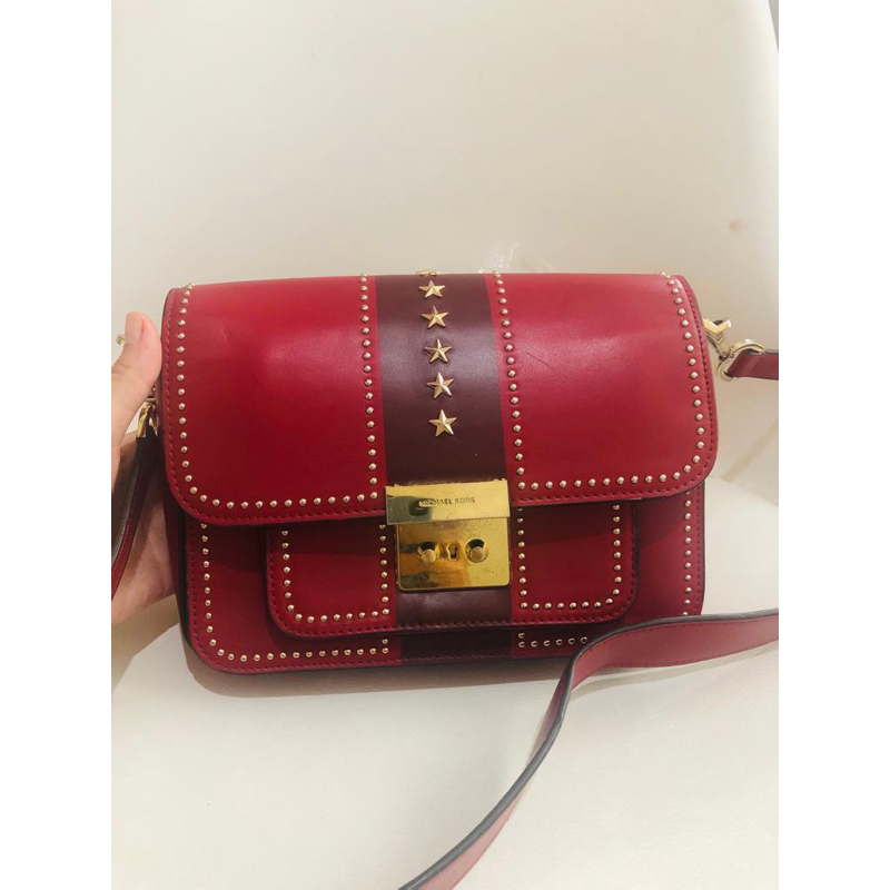 Tas MK Michael Kors Sloan Editor Star Studded Maroon Preloved