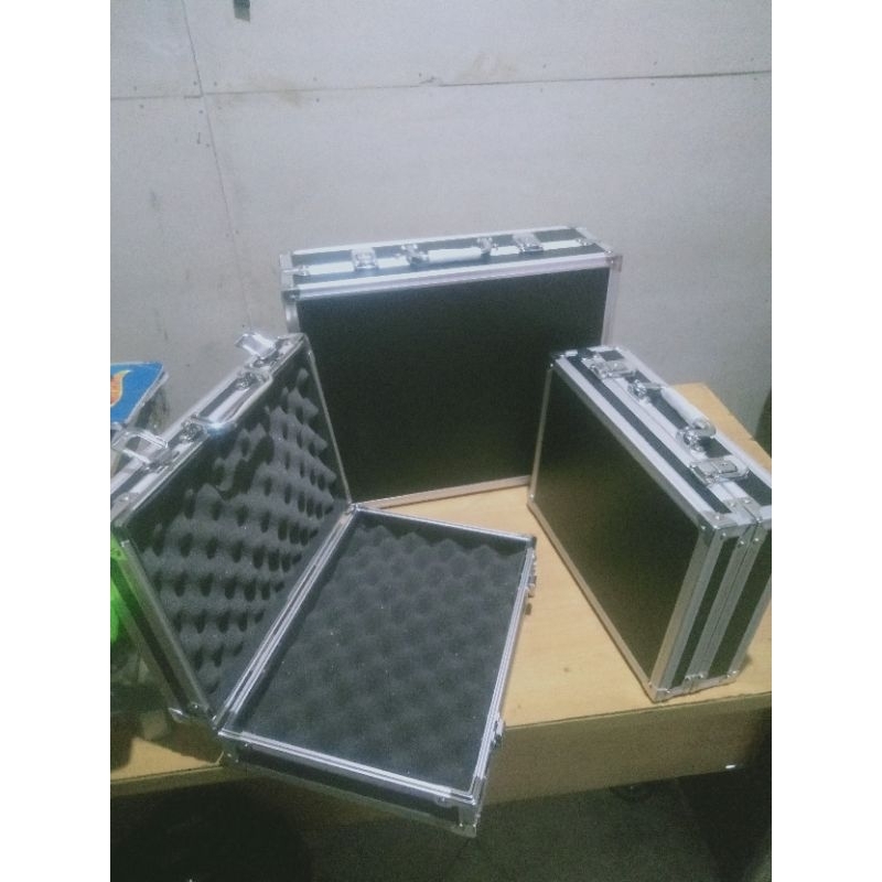 HARDCASE KOPER EFEK GITAR ZOOM G3x