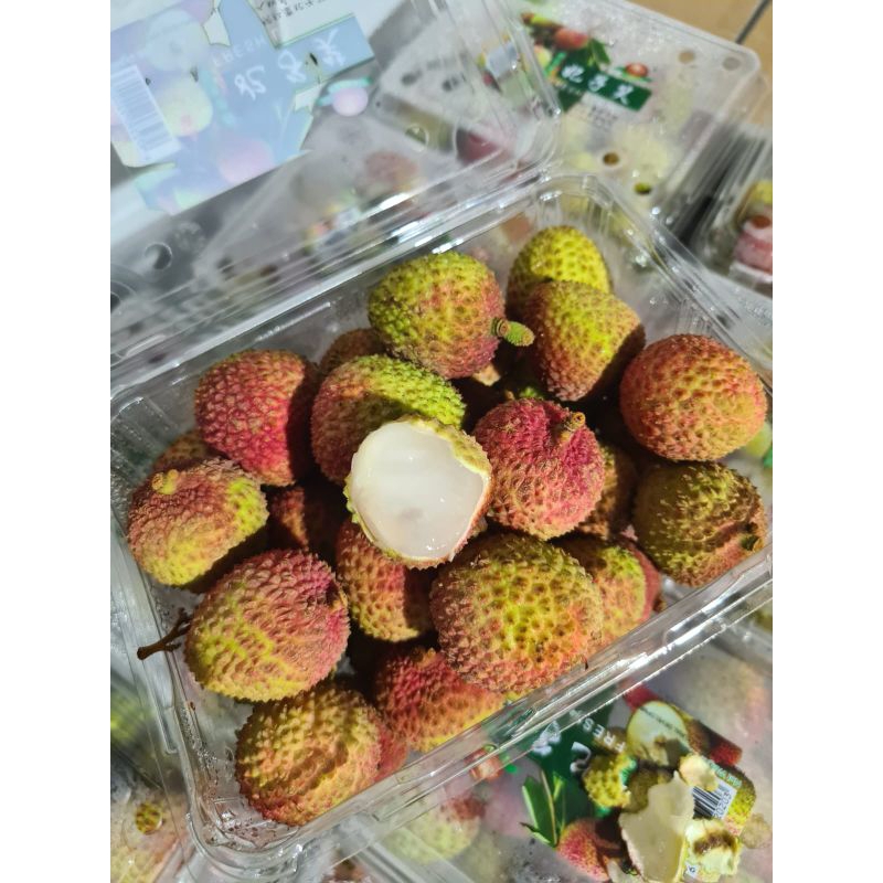 

Fresh Lychee