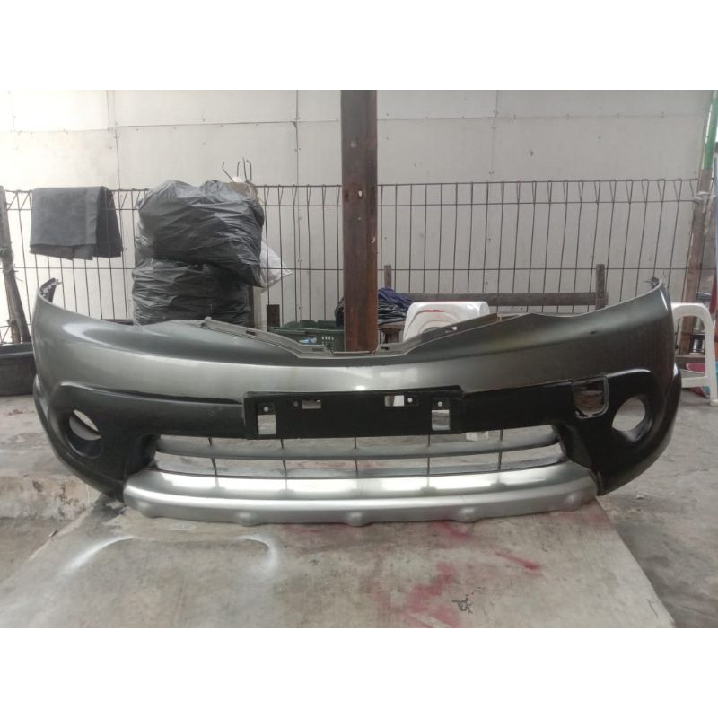 Bemper depan Nissan X gear