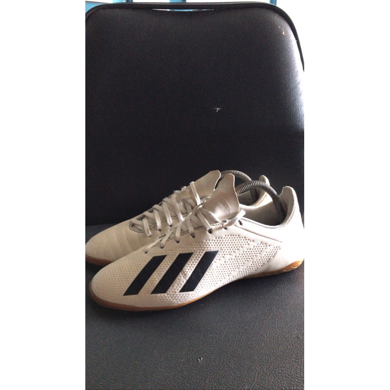 Adidas X Tango 18.4