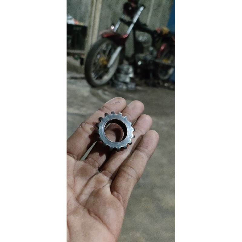 Gigi sentrik Gir Gear taming bawah kruk as Sprocket legenda suprafit New Revo lama original  mata 16