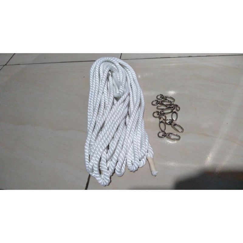 

TALI BENDERA UPACARA 7mm & 8mm ( PANJANG 30 METER )