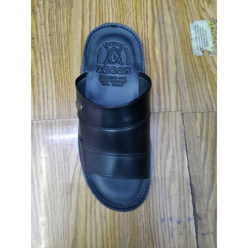 Sandal kulit asli ZEGER.