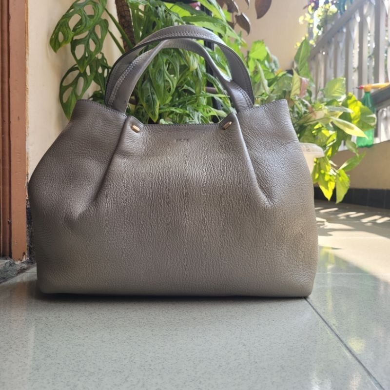 Tas preloved hand bag abu abu be_ge
