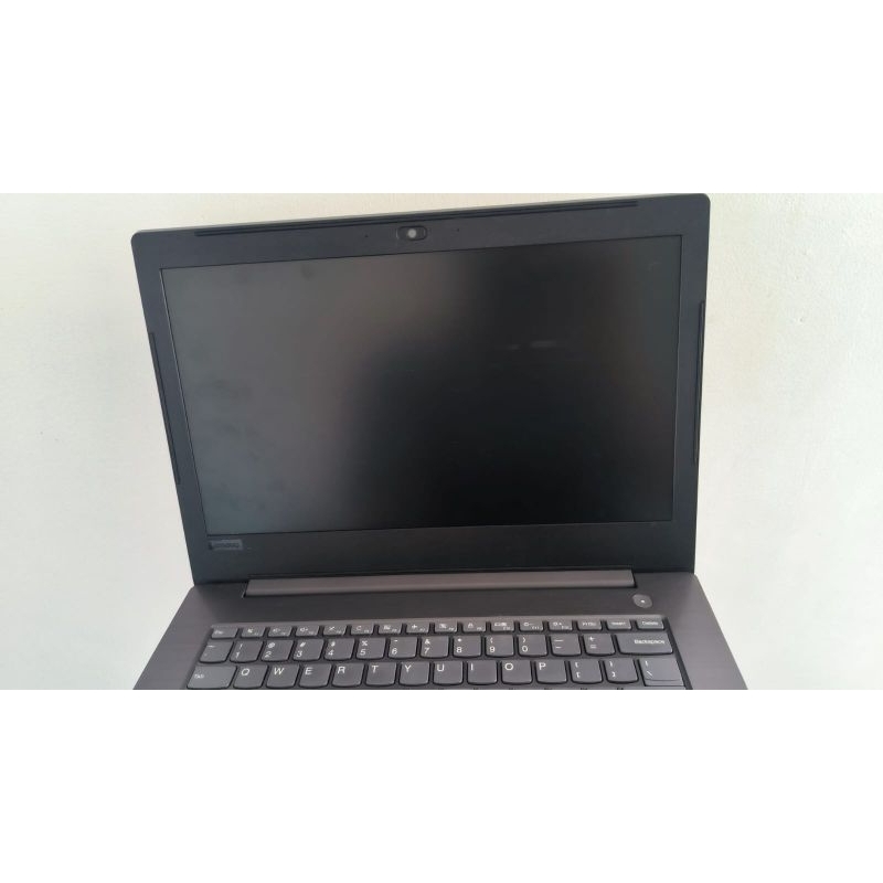 Laptop Lenovo V330-14ARR Amd Ryzen 3 untuk kanibalan