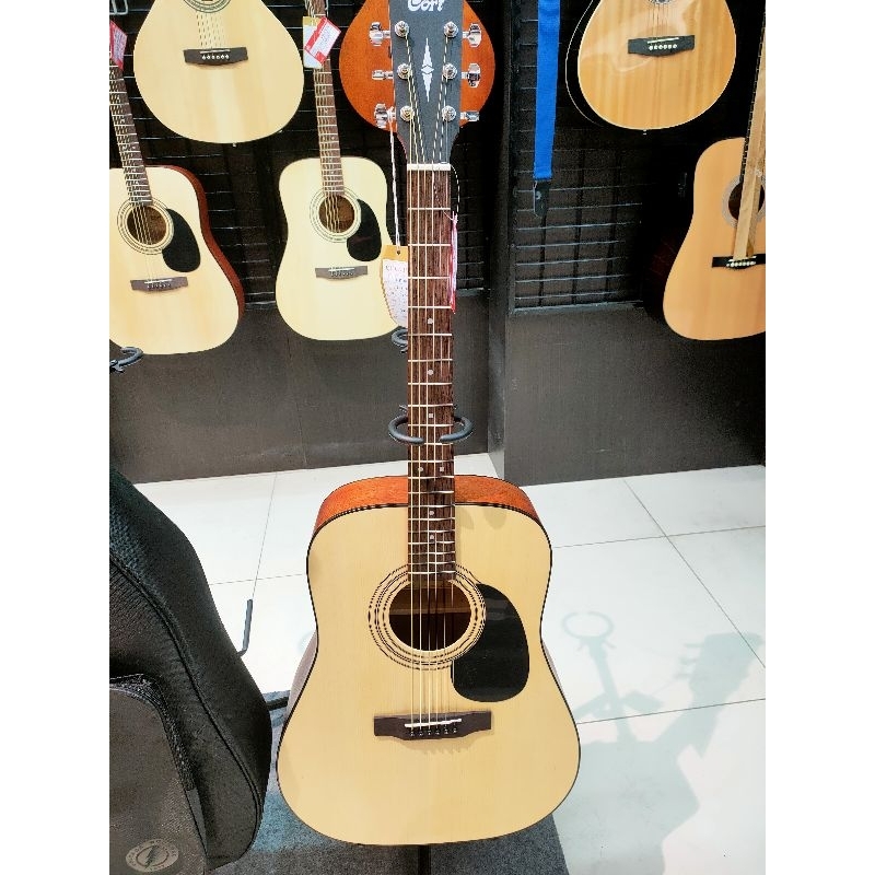 Guitar Acoustic Cort AD810E
