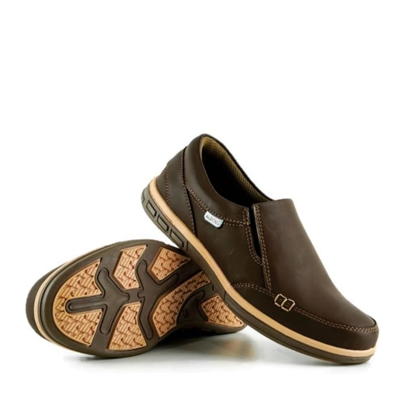 Sepatu Casual Pria Kulit Kualitas Import