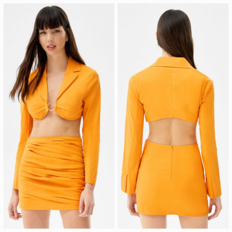 BERSHKA WOMAN CROPPED BLAZER WITH PIERCING DETAIL BARU ASLI ORIGINAL