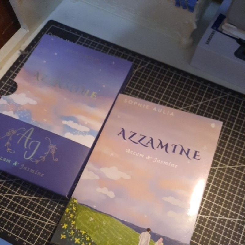 NOVEL PRELOVED (BEKAS) AZZAMINE SOFT COVER