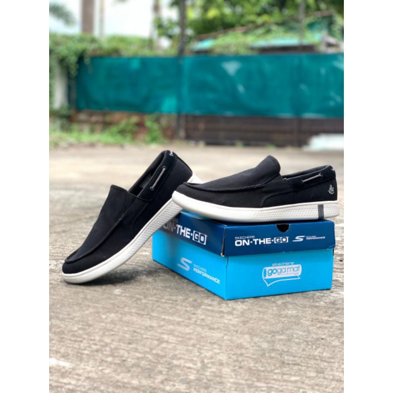 Sepatu skechers original sepatu slip on pria