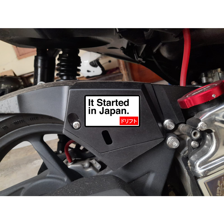 Cutting Sticker Hugger Airblade Vario Started Japan Ukuran 8.3 x 4.8