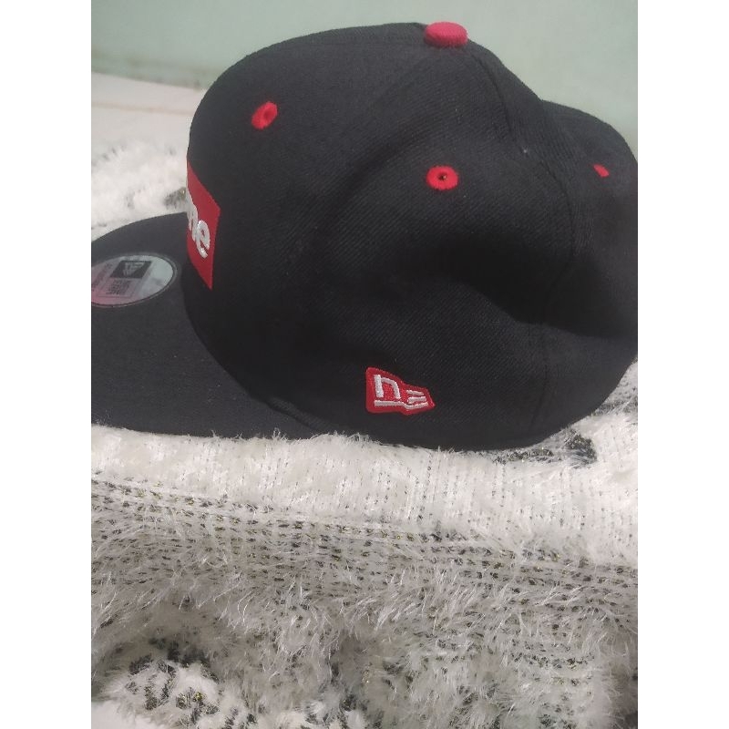 topi new era supreme original second