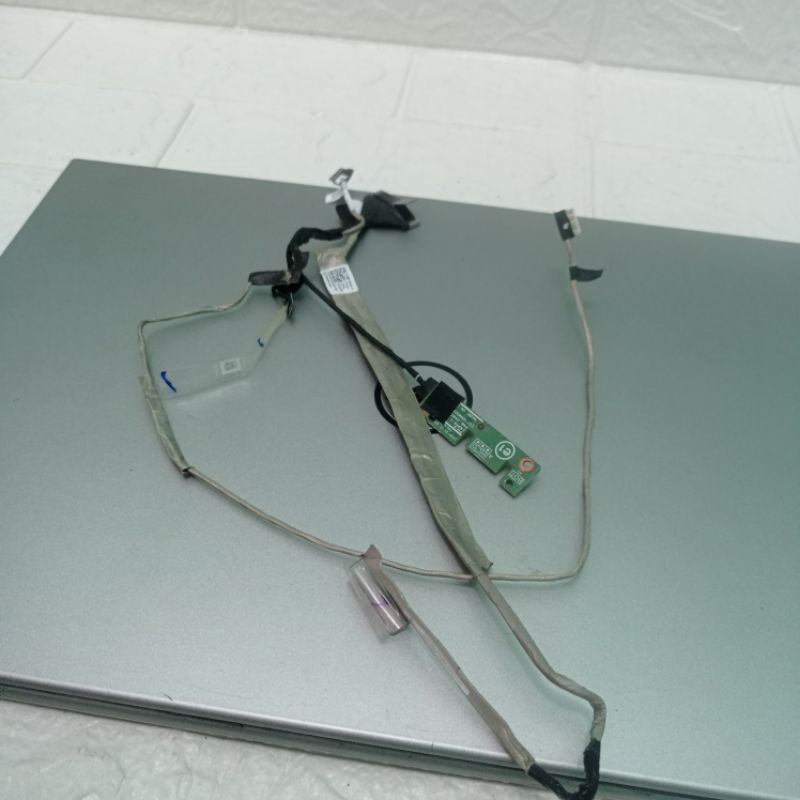 kabel fleksibel flexsibel lcd original laptop Dell Inspiron 13 7000 P5
