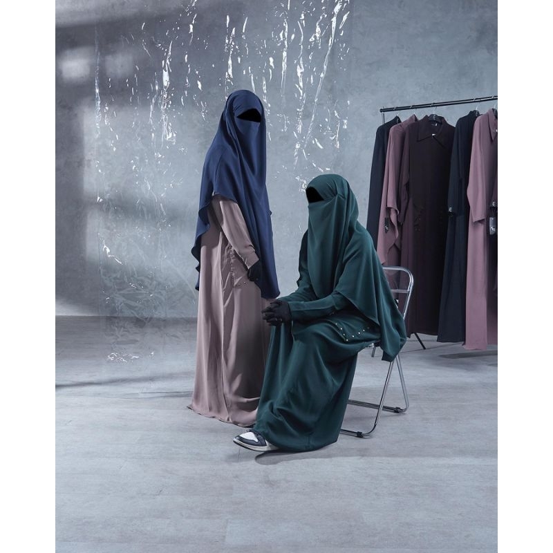 Laeeba Coffeemilk size L by Aljenna