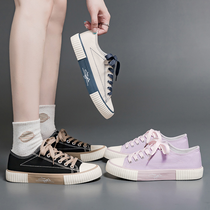 Favorite &quot;FREE BOX&quot; (Size 37 - 41) Sepatu Wanita Sneakers Bertali Kets Tali Warna Kasual Fashion Kanvas Anti Slip Import Premium Quality 9043