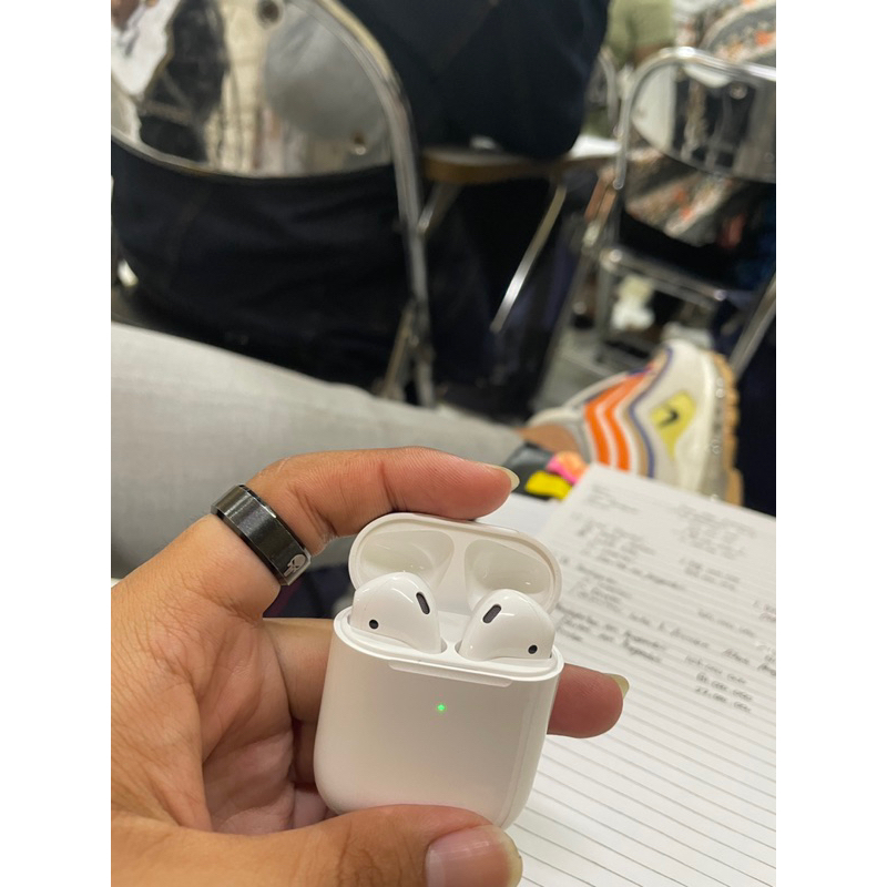 AirPods gen 2 apple