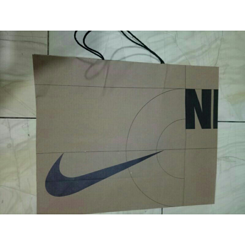 Paper Bag Nike Original dari Store / Paperbag Box Sepatu / Jual Paperbag Branded
