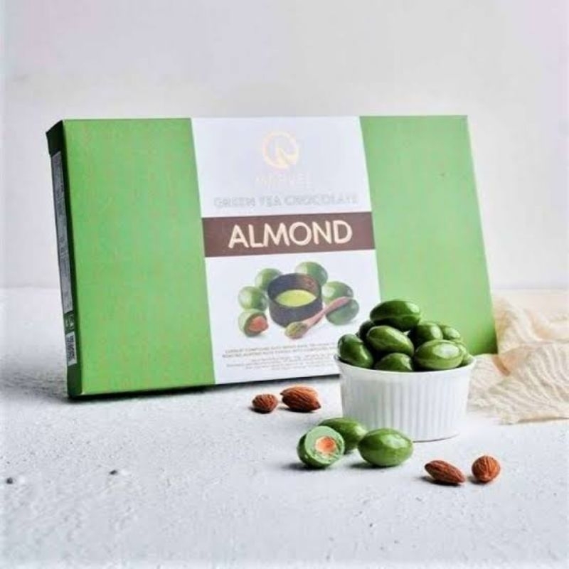 

MARVEL MILK CHOCOLATE ALMOND / CASHEW/GREENTEA 90 Gr cokelat almond compound