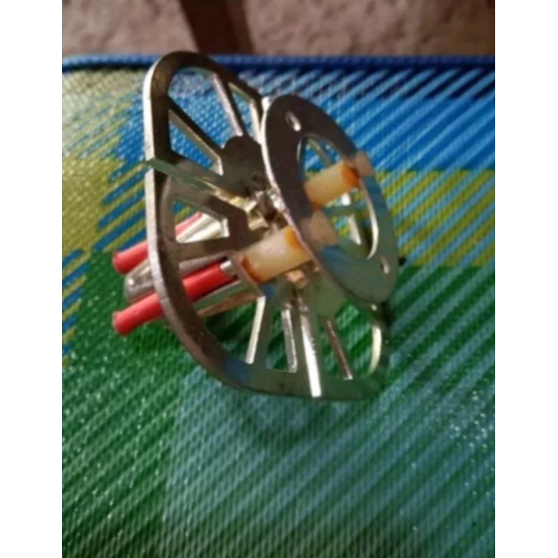 Antena katerin penguat sinyal