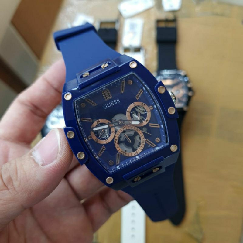Jam tangan Pria GUESS Phoenix GW0203G7 Rubber Japan Quartz fullset