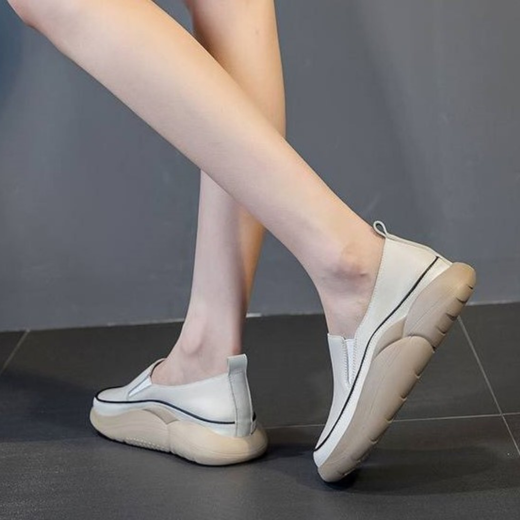 3014 Sepatu Slip On Wanita Kekinian Import