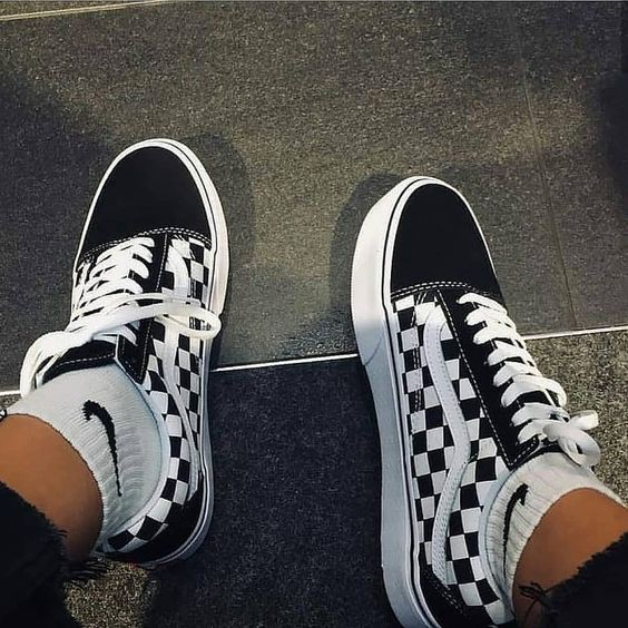 SEPATU PRIA DAN WANITA OLD SKOOL PREMIUM TERLARIS HITAM PUTIH CATUR CLASSIC CHECKBOARD MURAH