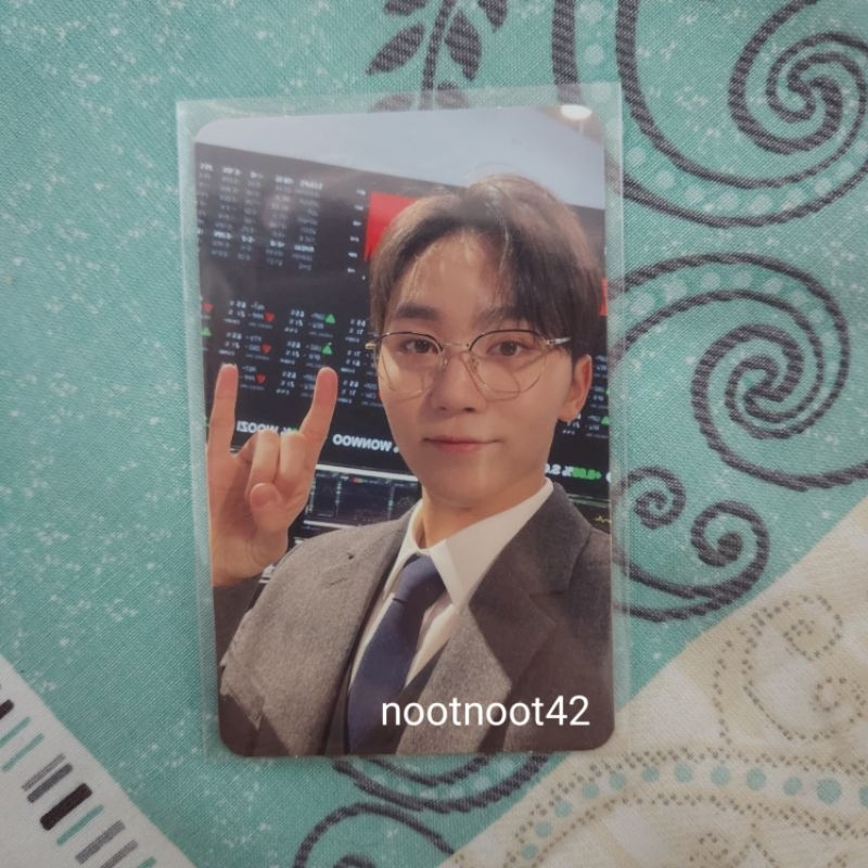 Seungkwan BSS Second Wind Weverse Album Stockbroker Photocard