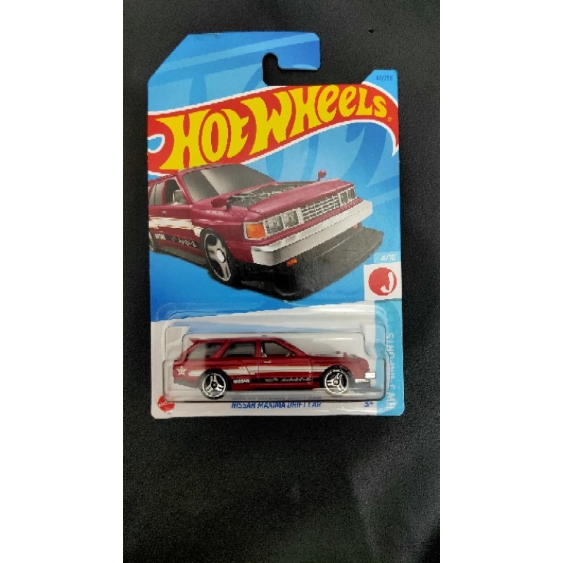 Hot Wheels Nissan Maxima Drift Car