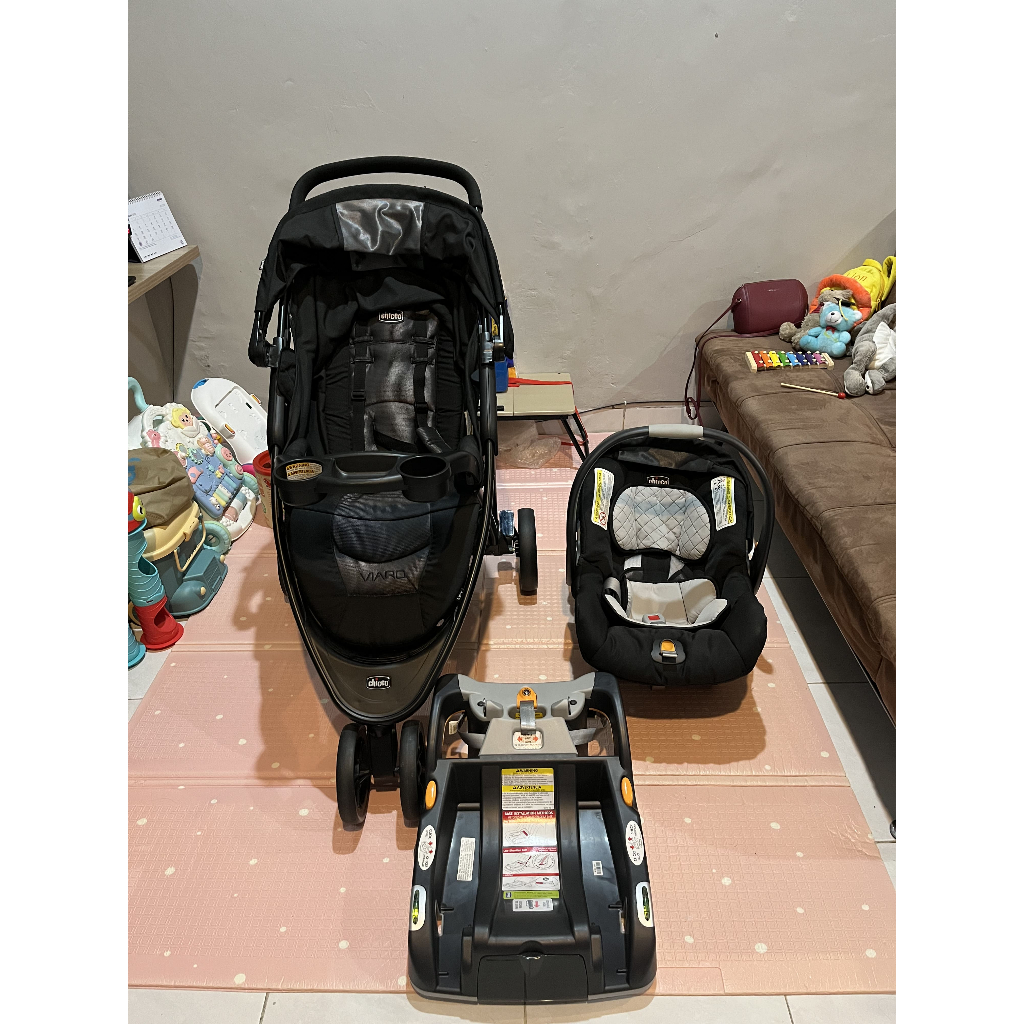 Preloved Chicco Viaro Travel System Stroller with KeyFit 30 Infant Car Seat - Techna (Black)