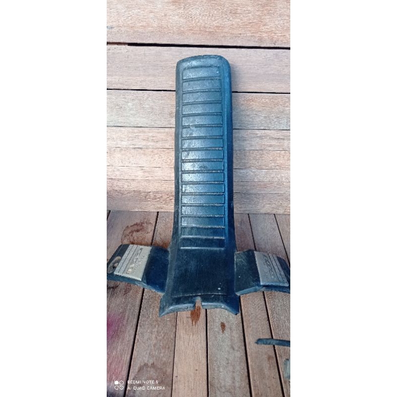 karet legshil sayap astrea prima original