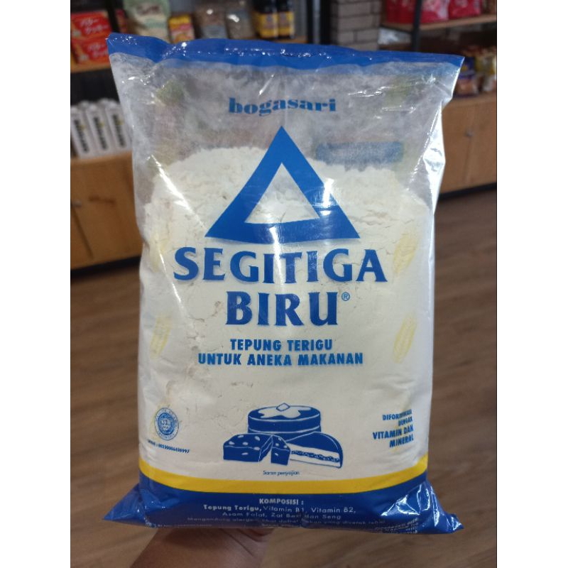 

Tepung Segitiga Biru 1kg