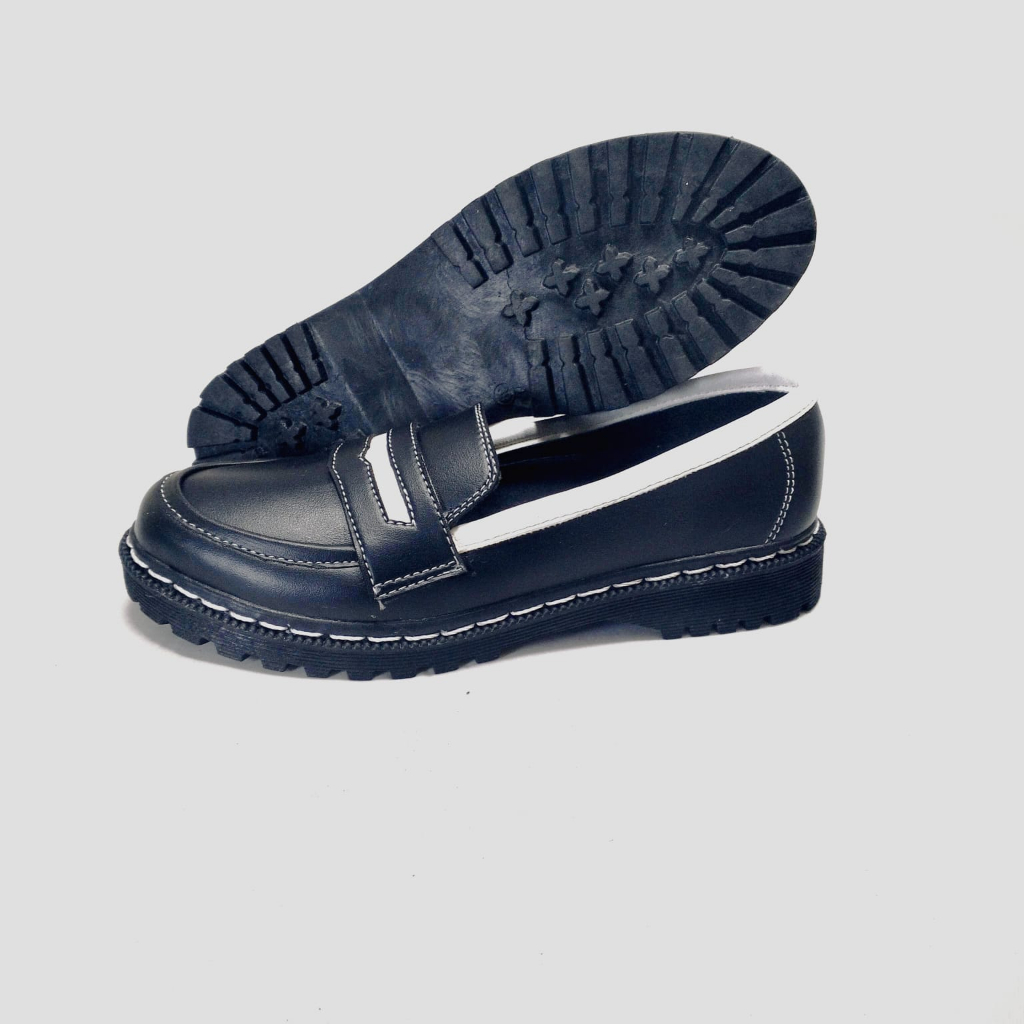 Alvaristuff Kayla - Sepatu penny loafers docmart slip-on wanita