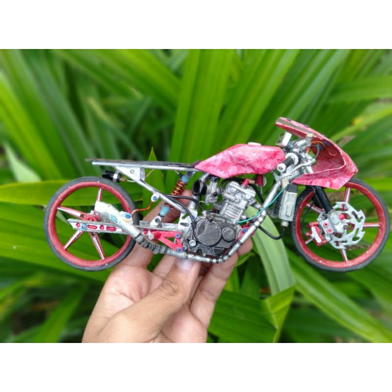 MINIATUR MOTOR DRAG HONDA GL DOHC ENGINE