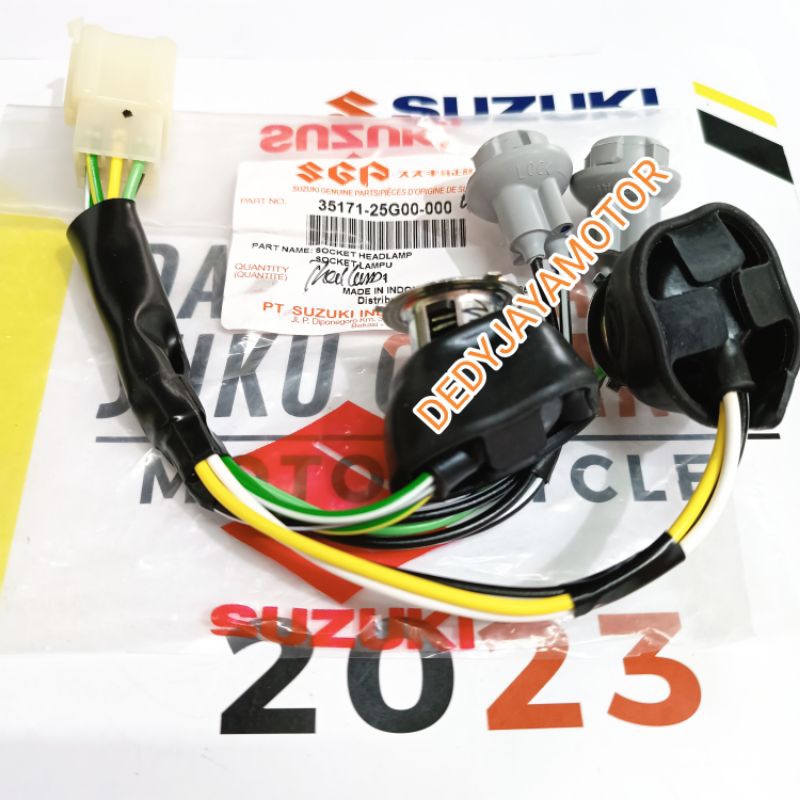 Fiting Lampu Depan Suzuki Satria fu 150 Thailand Original 35171-25G00-000 Fiting socket lampu depan Suzuki Satria fu 150 Thailand original Suzuki genuine parts