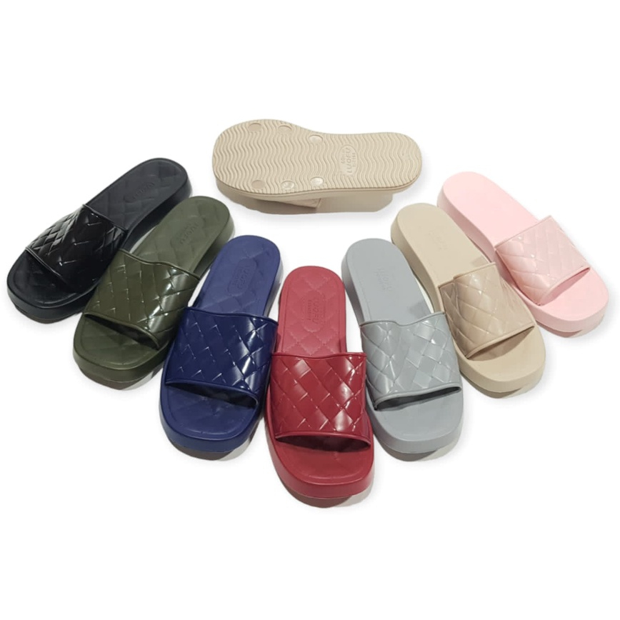 Luofu Sandal Kokop Jelly Motif Anyam Wanita E7198-A01K6W (AU4)