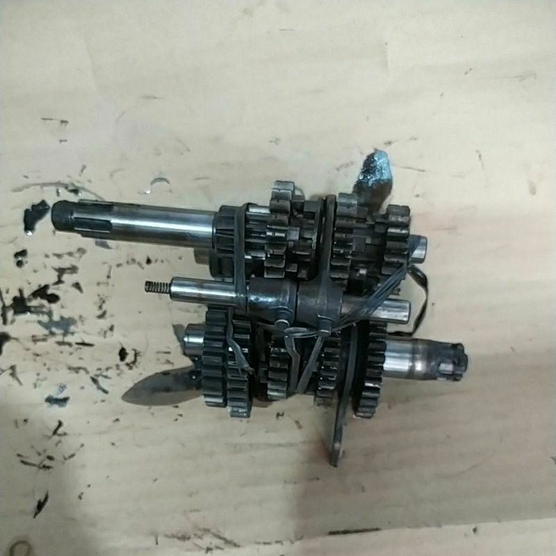 rasio Jupiter z 2004 ORI lepasan utuh