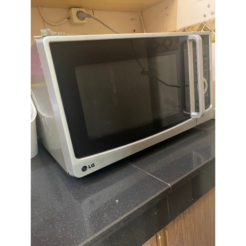 microwave LG preloved