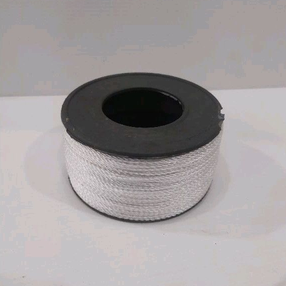 

Benang Bangunan Putih / Benang Sol Putih / Benang Nilon Sepatu Putih [ 15 - 20 Meter ]