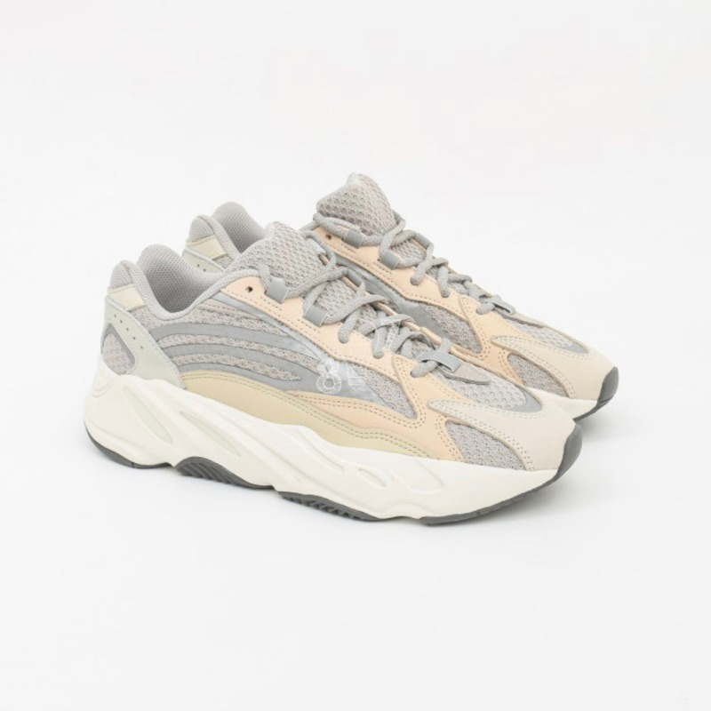 Yeezy Boost 700 V2 Cream