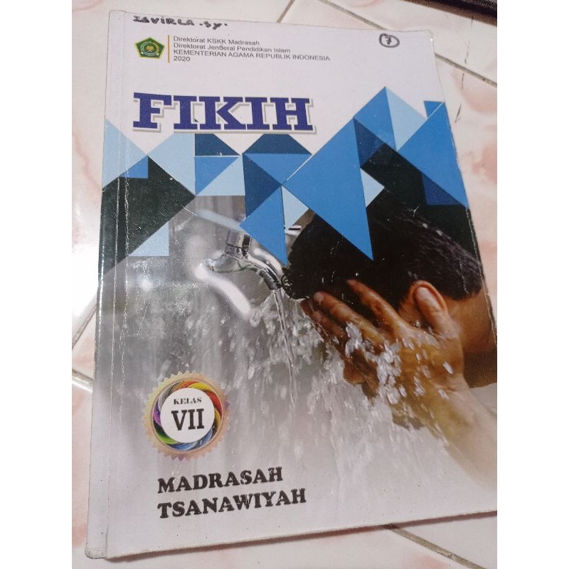 Buku Fiqih kemenag MTs kelas 7