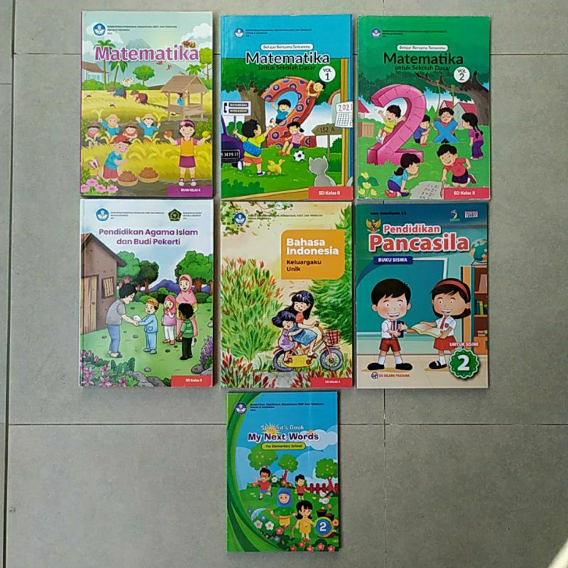 BUKU PELAJARAN SD kelas 2. Kurikulum Merdeka. Buku diknas pemerintah. SD Kelas 2