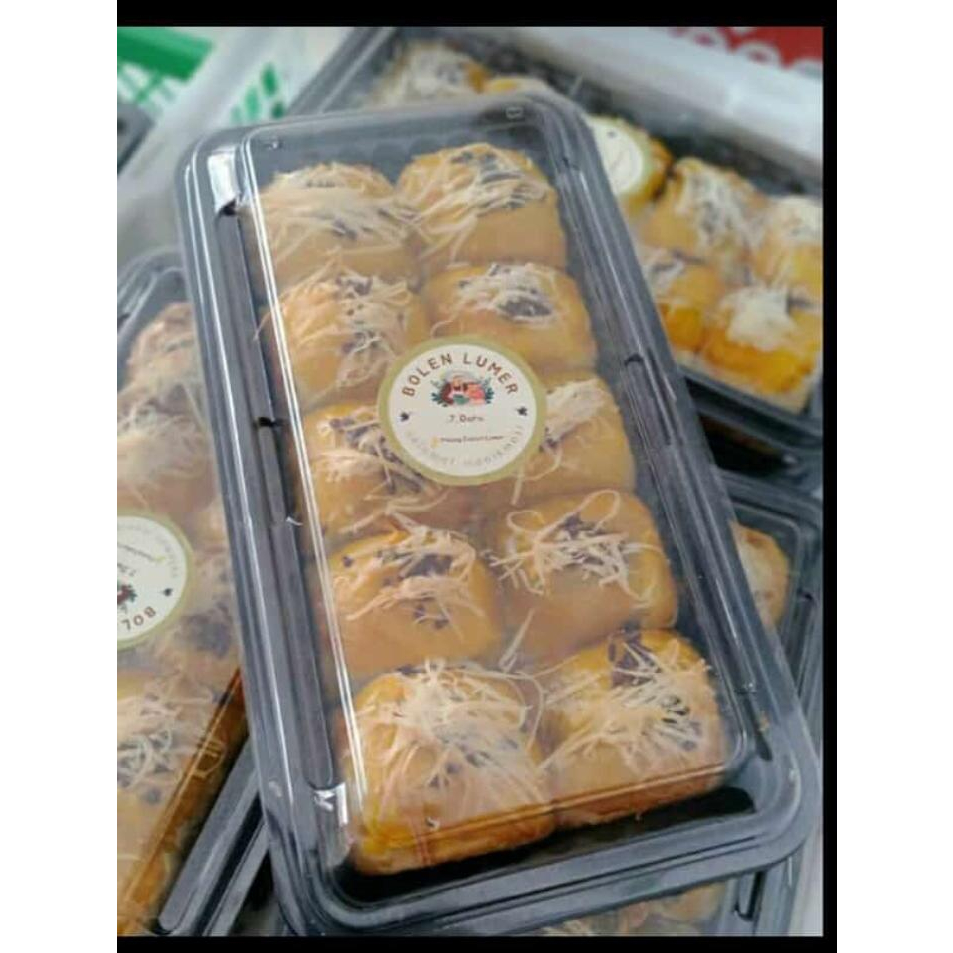 

Bolen Pisang Cokelat Isi 10pcs /Homemade Bolen Pisang Cokelat Lumer