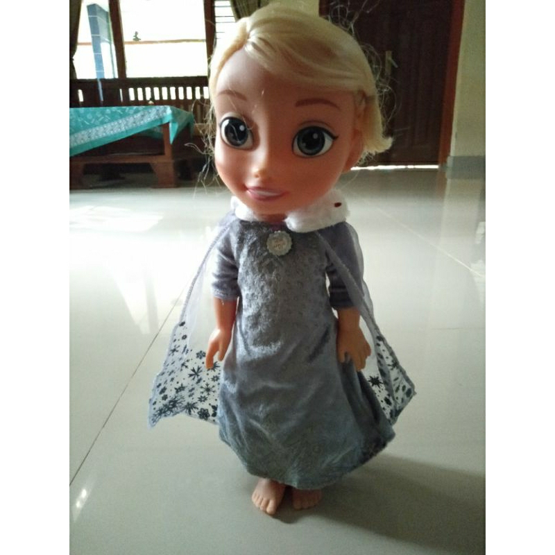 doll disney elsa by jakks pacific