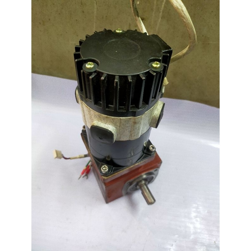 DC servo motor gearbox