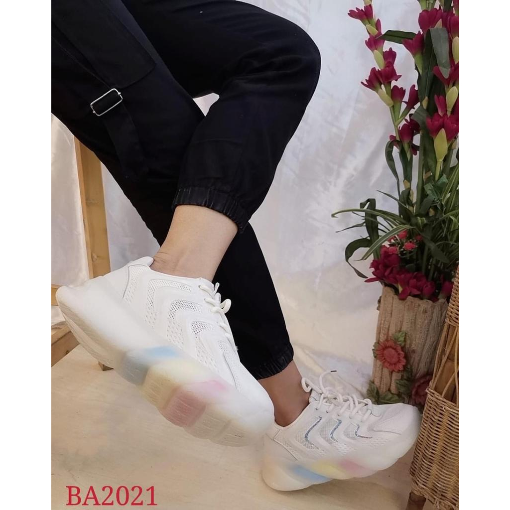 BA-2021sepatu fashion wanita kekinian